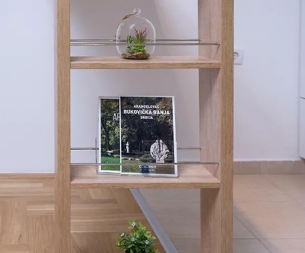 Perla Lux * أراندجيلوفاك